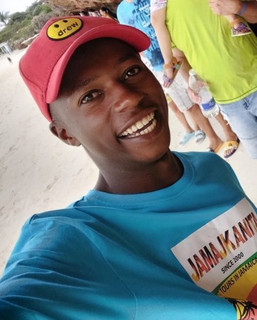 ZANZIBAR - tour guide ARNOLD